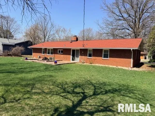 $179,900 | 514 West Timber Ridge Drive, Peoria, IL 61615
