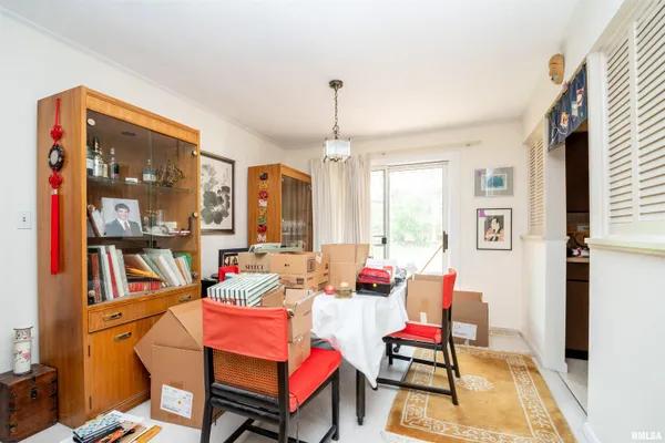 $179,900 | 514 West Timber Ridge Drive, Peoria, IL 61615