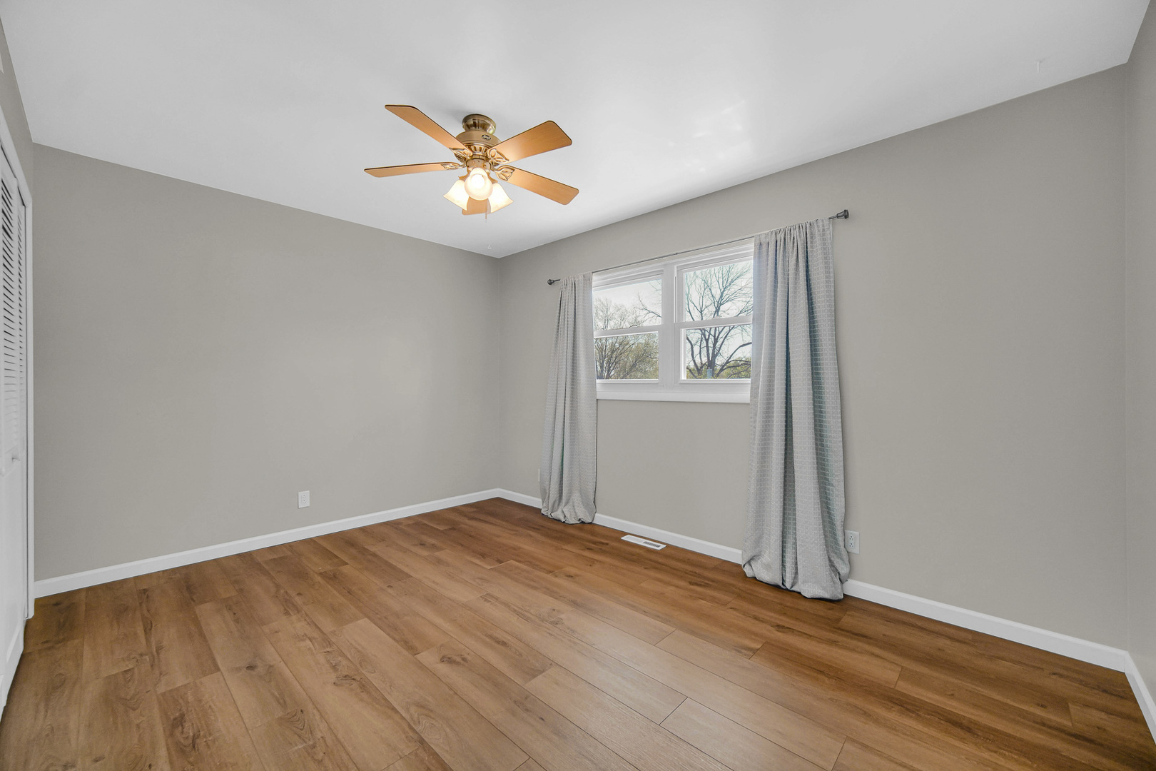 11 Shell Court Oswego, IL 60543 - Photo 4 of 10