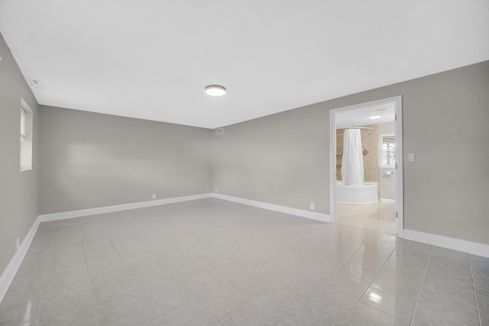 11 Shell Court Oswego, IL 60543 - Photo 6 of 10