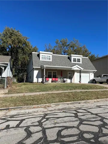 $275,000 | 514 Pawnee Street, Leavenworth, KS 66048