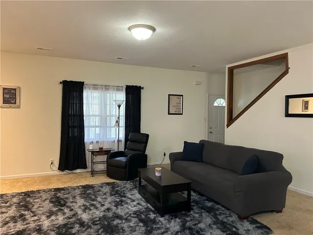 $275,000 | 514 Pawnee Street, Leavenworth, KS 66048