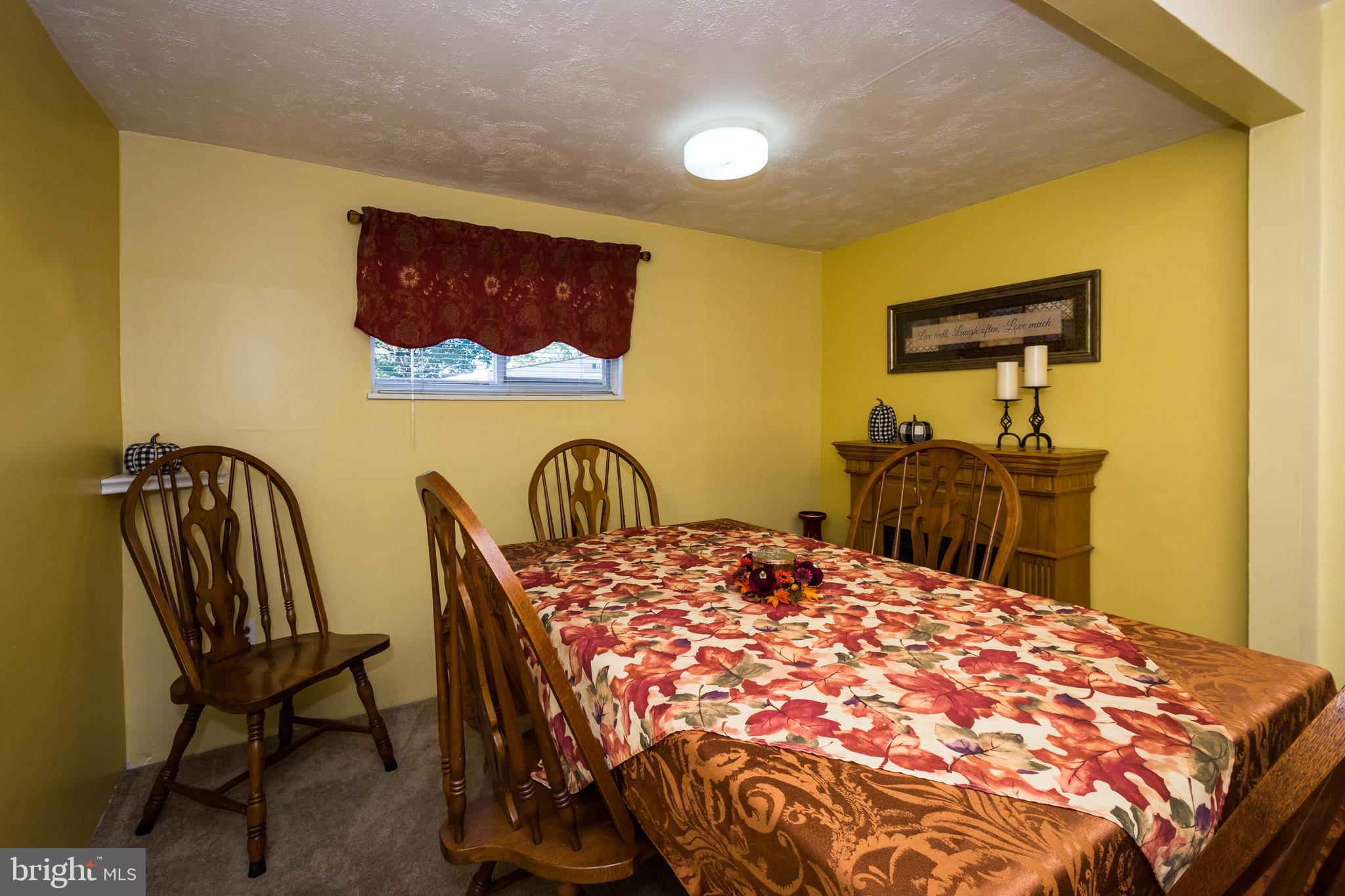 615 Riverside Road Baltimore, MD 21221 - Photo 24 of 50 Dining Area