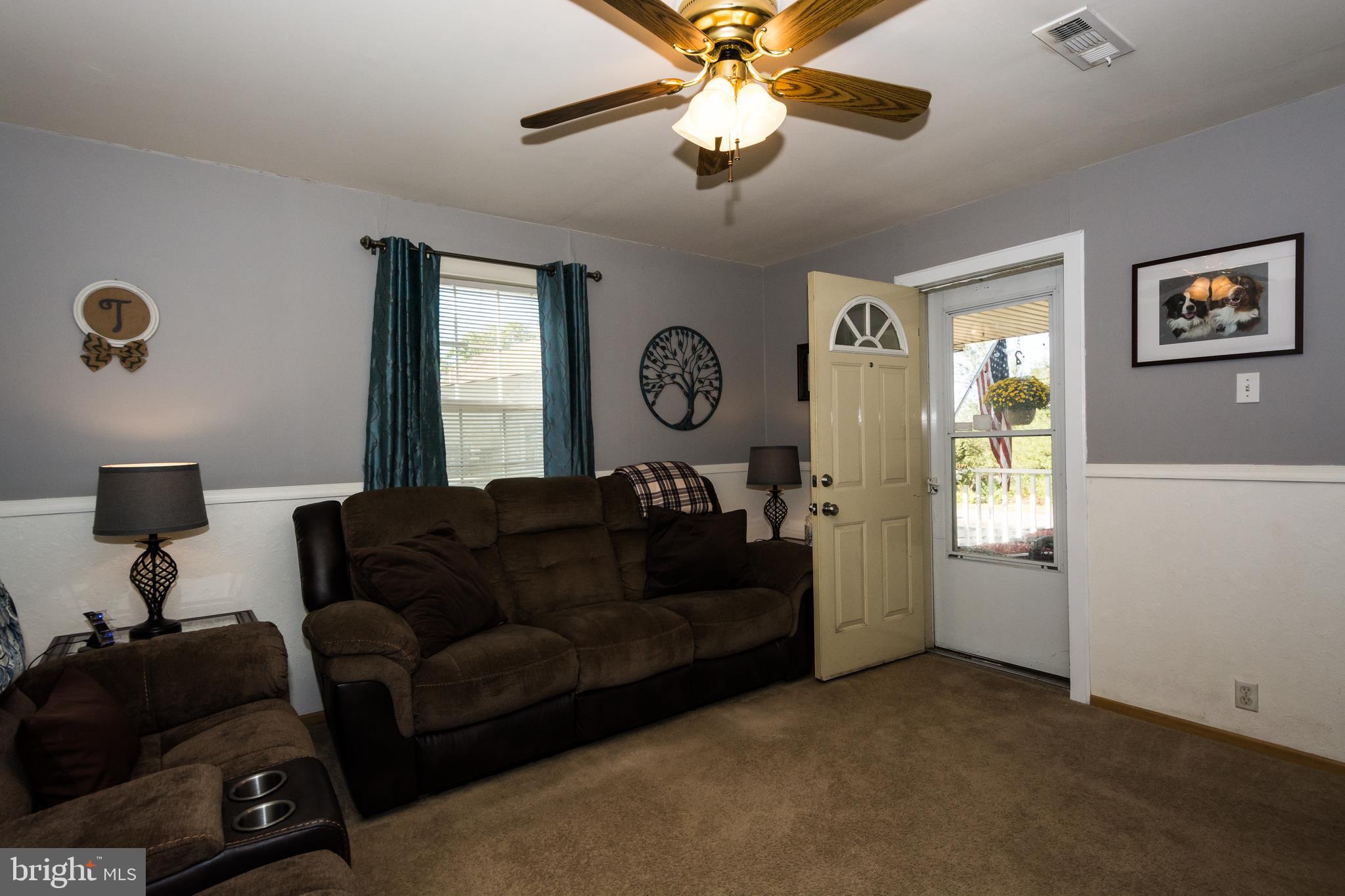 615 Riverside Road Baltimore, MD 21221 - Photo 29 of 50 Nice & Bright