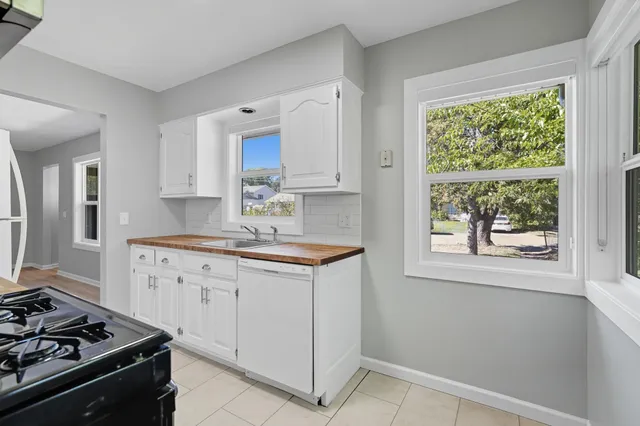 $1,995 | 4826 Idaho Avenue North, Crystal, MN 55428