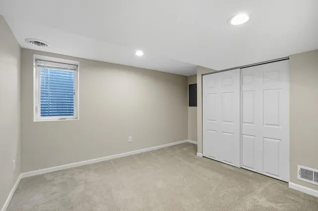 $1,995 | 4826 Idaho Avenue North, Crystal, MN 55428