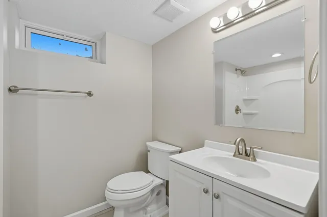 $1,995 | 4826 Idaho Avenue North, Crystal, MN 55428