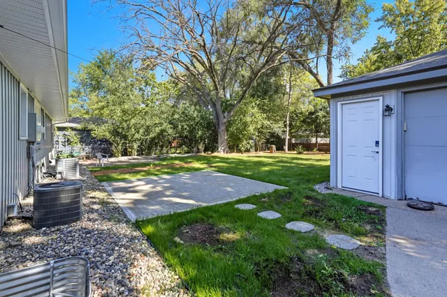 $1,995 | 4826 Idaho Avenue North, Crystal, MN 55428