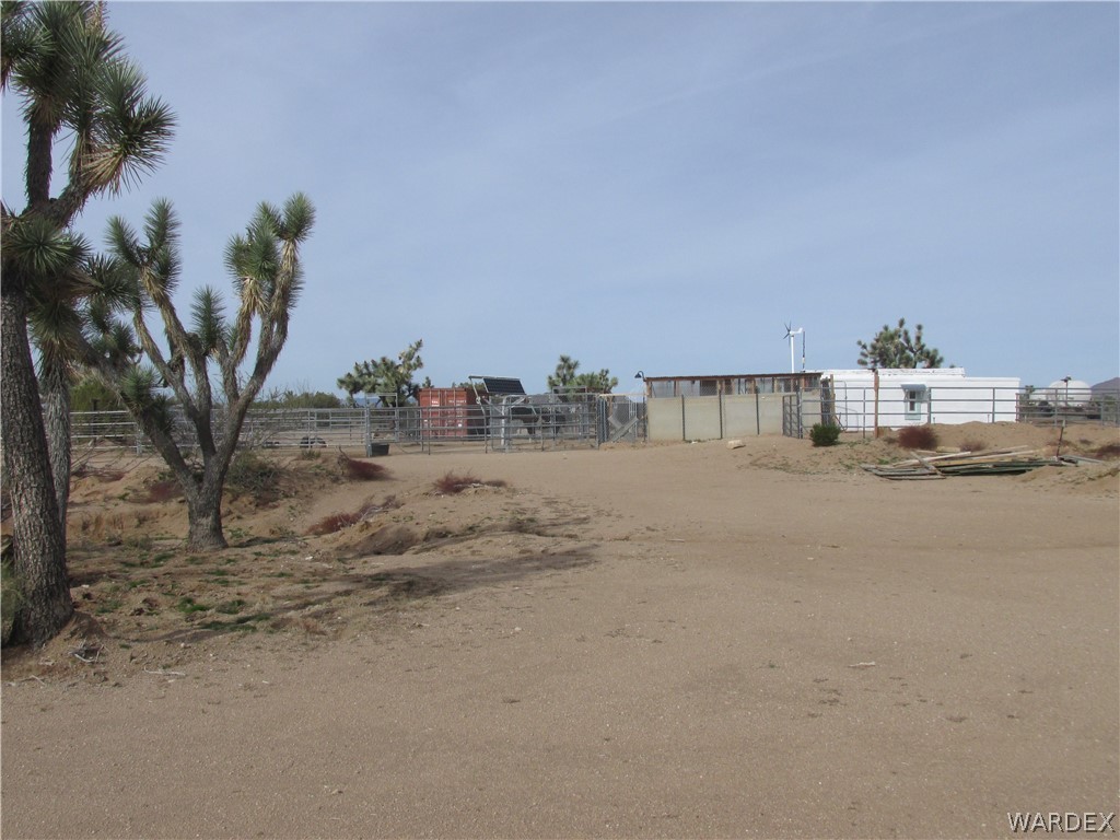 2556 South Diamondback Road Yucca, AZ 86438 - Photo 28 of 46 Gallery Image 28