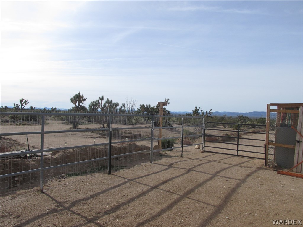 2556 South Diamondback Road Yucca, AZ 86438 - Photo 34 of 46 Gallery Image 34