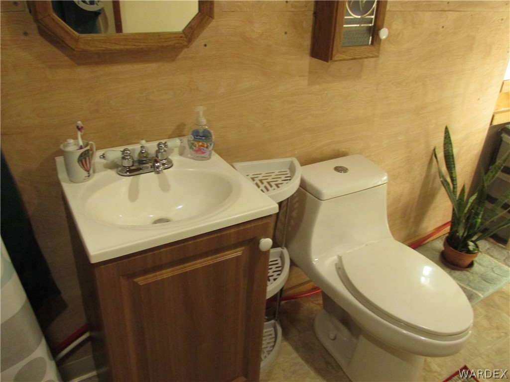 2556 South Diamondback Road Yucca, AZ 86438 - Photo 6 of 46 Gallery Image 6