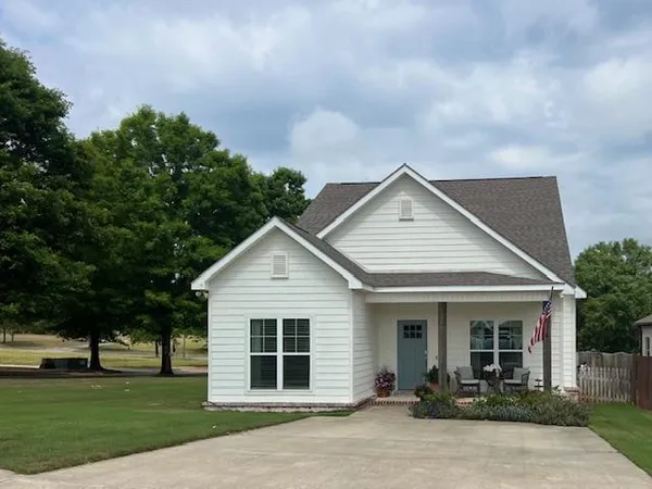 $288,500 | 100 Summit Curve, Troy, AL 36079