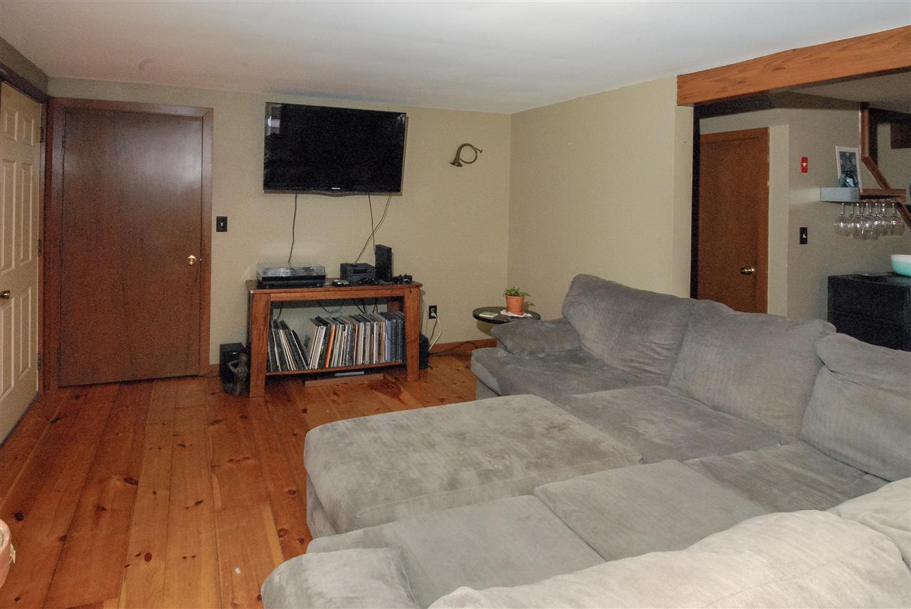 92 Mill Road North Hampton, NH 03862 - Photo 11 of 38