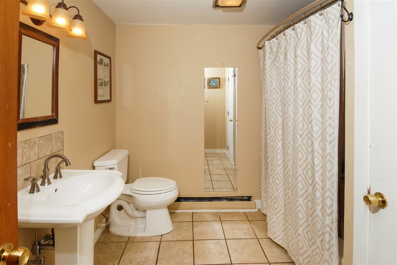 92 Mill Road North Hampton, NH 03862 - Photo 16 of 38