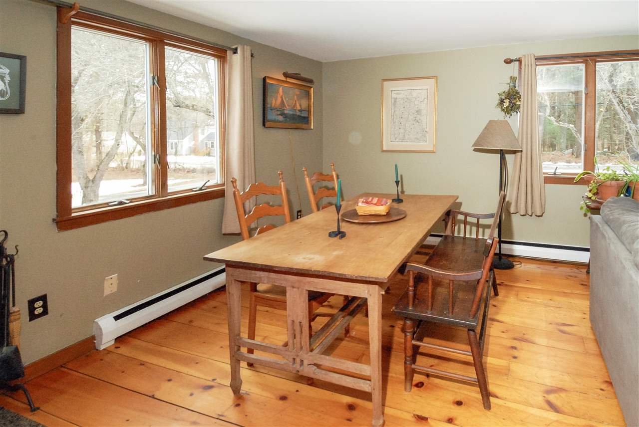 92 Mill Road North Hampton, NH 03862 - Photo 7 of 38