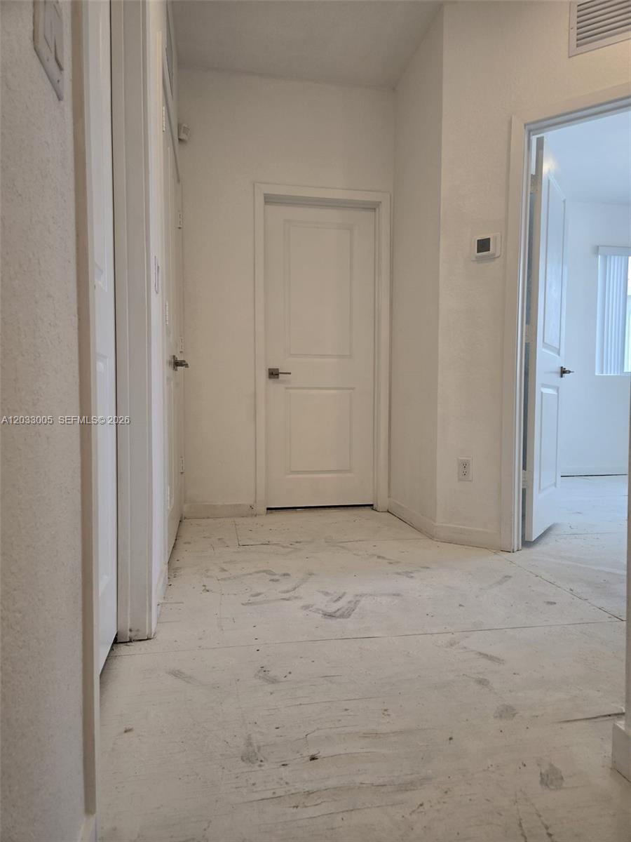 862 Southeast 17 Street, Unit 862 Homestead, FL 33034 - Photo 34 of 39 a view of an empty room
