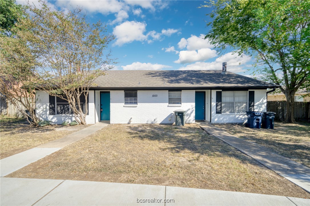 View of ranch-style house