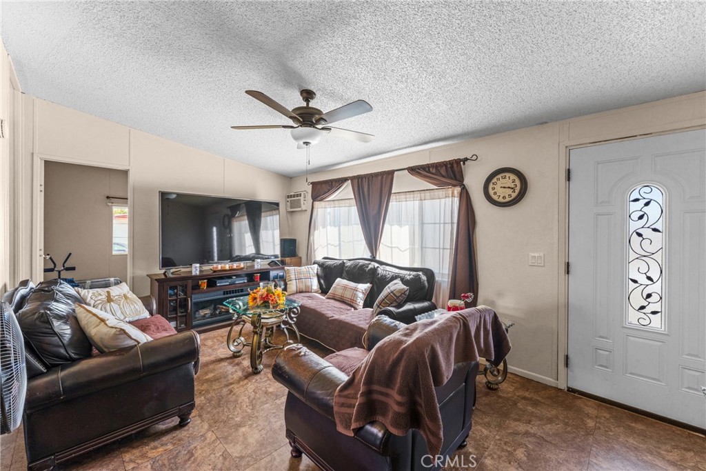 8221 Ilex Street, Unit 39 Rancho Cucamonga, CA 91739 - Photo 5 of 28