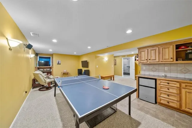 $450,000 | 2312 Southwest Post Oak Court, Lee's Summit, MO 64082