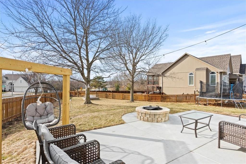 2312 Southwest Post Oak Court Lee's Summit, MO 64082 - Photo 27 of 32