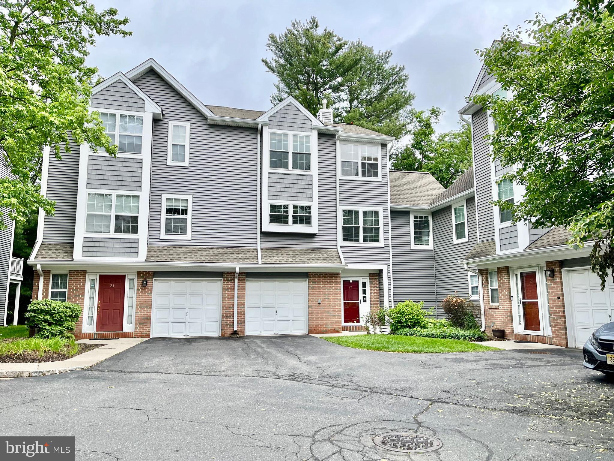22 Halstead Place Princeton, NJ 08540 - Photo 1 of 31