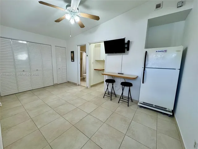 $1,300 | 1056 West 67th Street, Unit 2, Hialeah, FL 33012