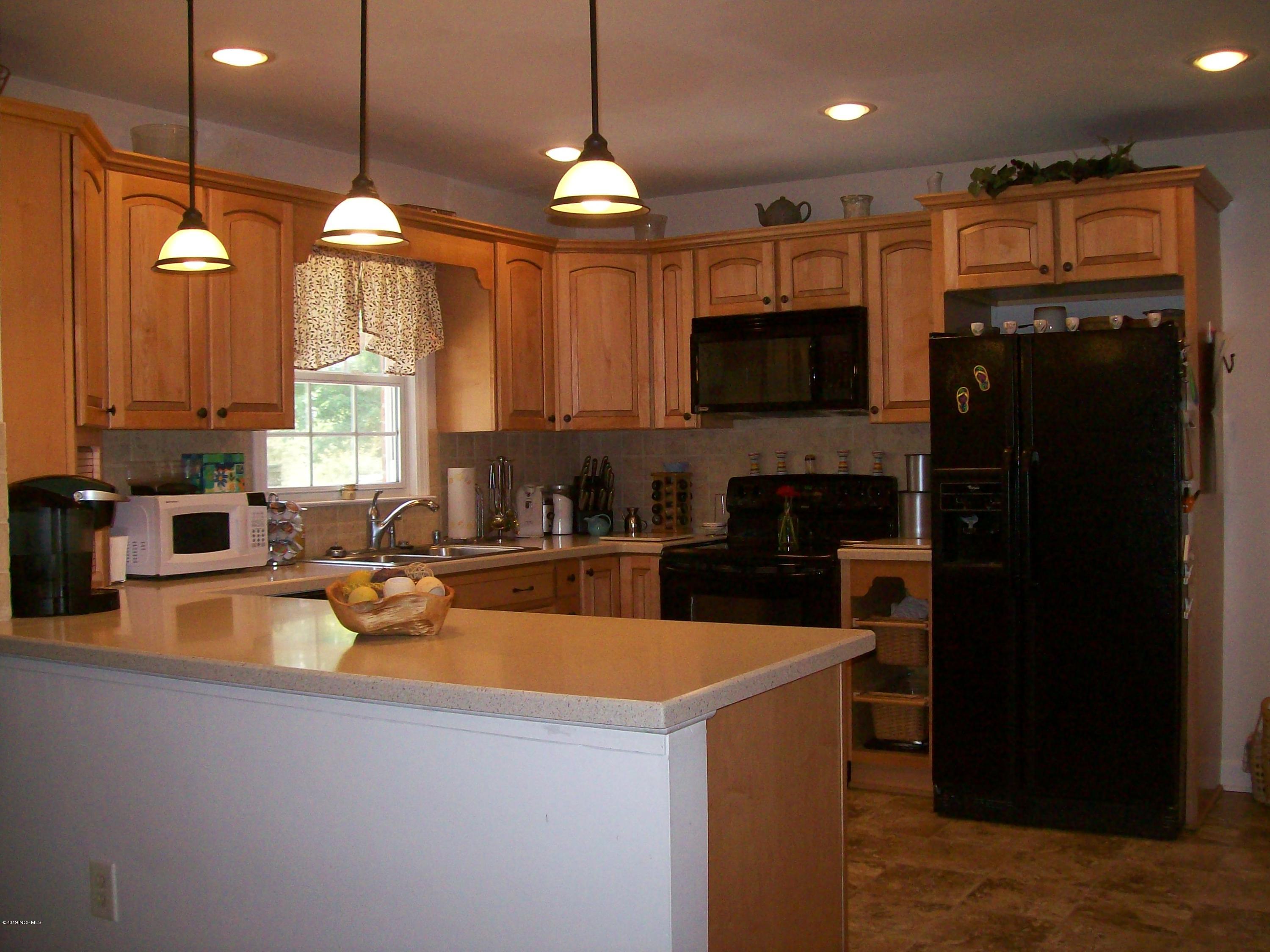217 Mansfield Road Washington, NC 27889 - Photo 9 of 28 House_08
