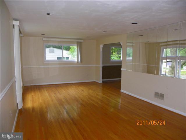 3618 Rusty Rock Road Randallstown, MD 21133 - Photo 13 of 27 Living Room