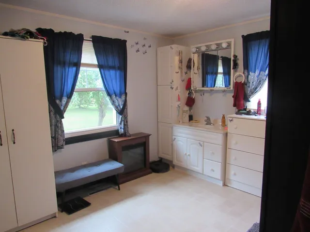 $365,000 | 1 Lime Lake Drive, Avoca, MN 56114