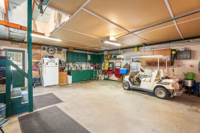 $365,000 | 1 Lime Lake Drive, Avoca, MN 56114