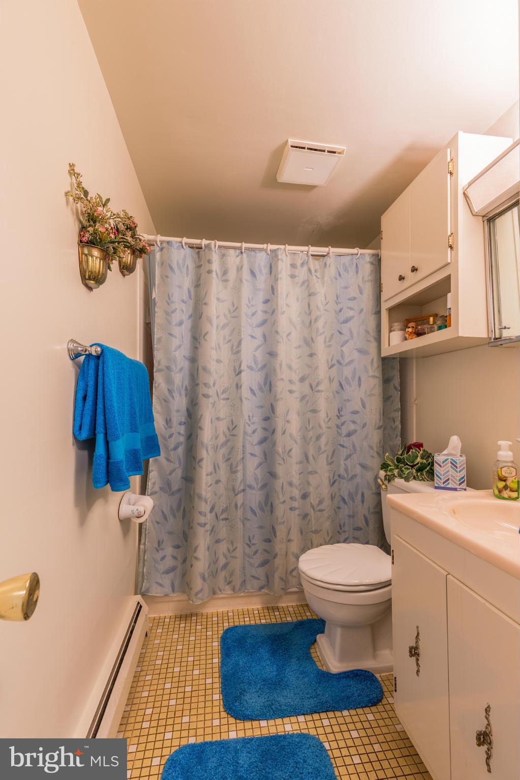 4302 Granby Road Woodbridge, VA 22193 - Photo 19 of 21 Bath