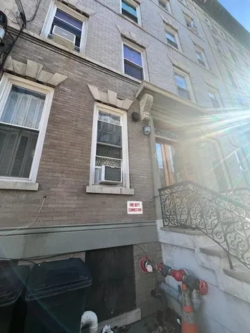 $3,800 | 933 Willow Avenue, Unit 4L, Hoboken, NJ 07030