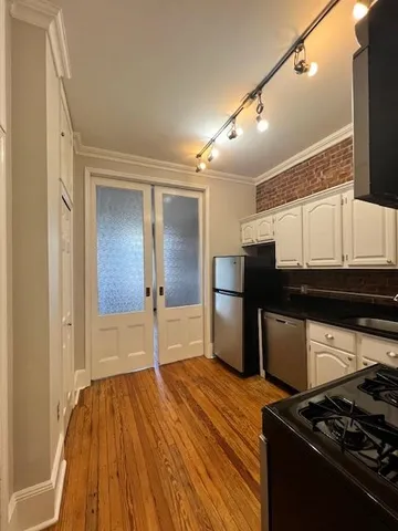 $3,800 | 933 Willow Avenue, Unit 4L, Hoboken, NJ 07030