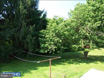 12 Brandon Road West Pennington, NJ 08534 - Photo 2 of 6 View