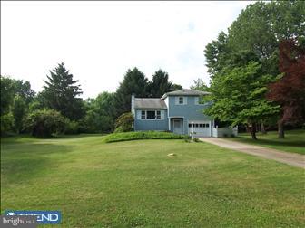 12 Brandon Road West Pennington, NJ 08534 - Photo 6 of 6 Exterior Front