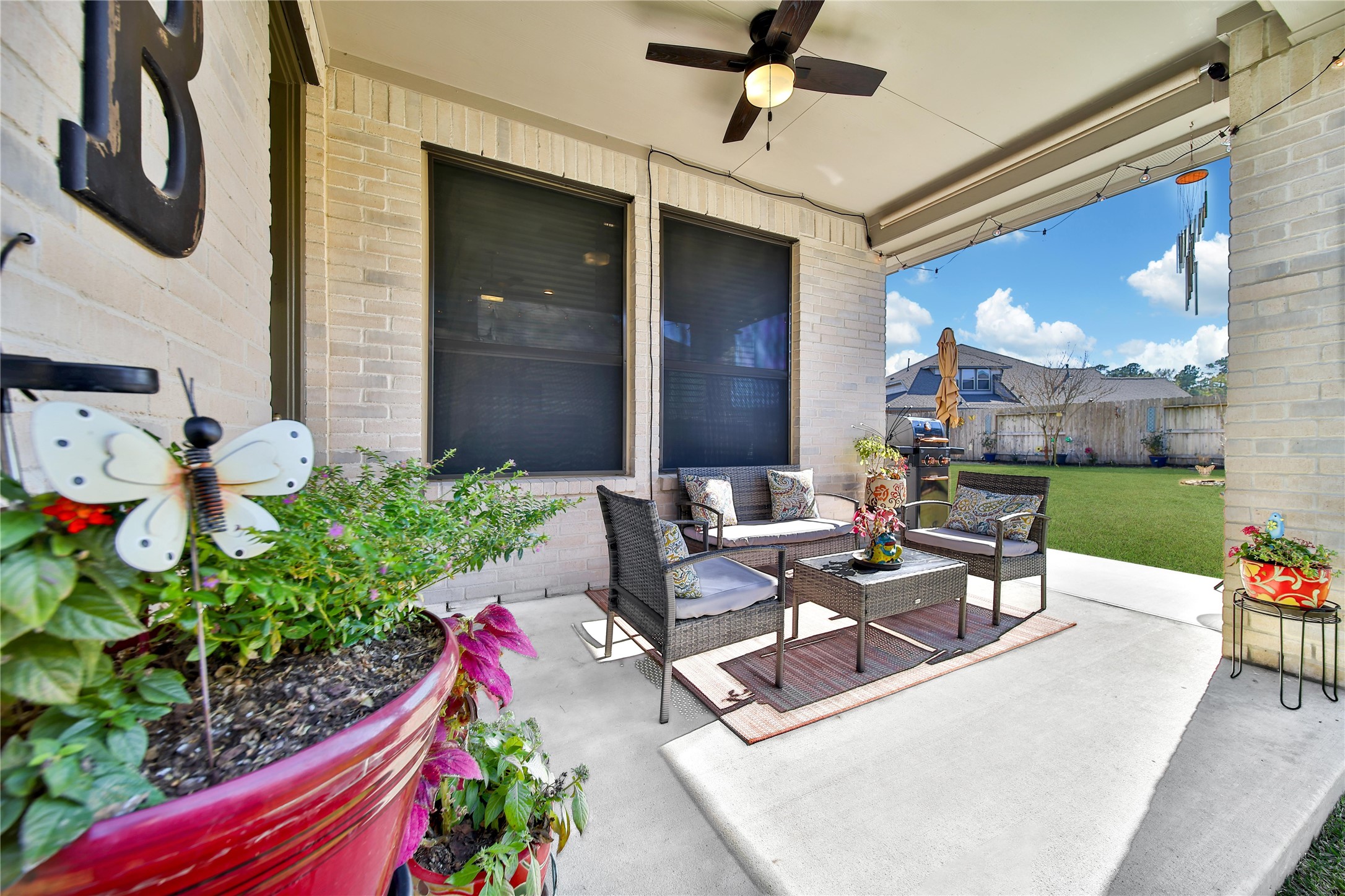 3422 Warwick River Trail Houston, TX 77365 - Photo 33 of 46 a building outdoor space with patio furniture