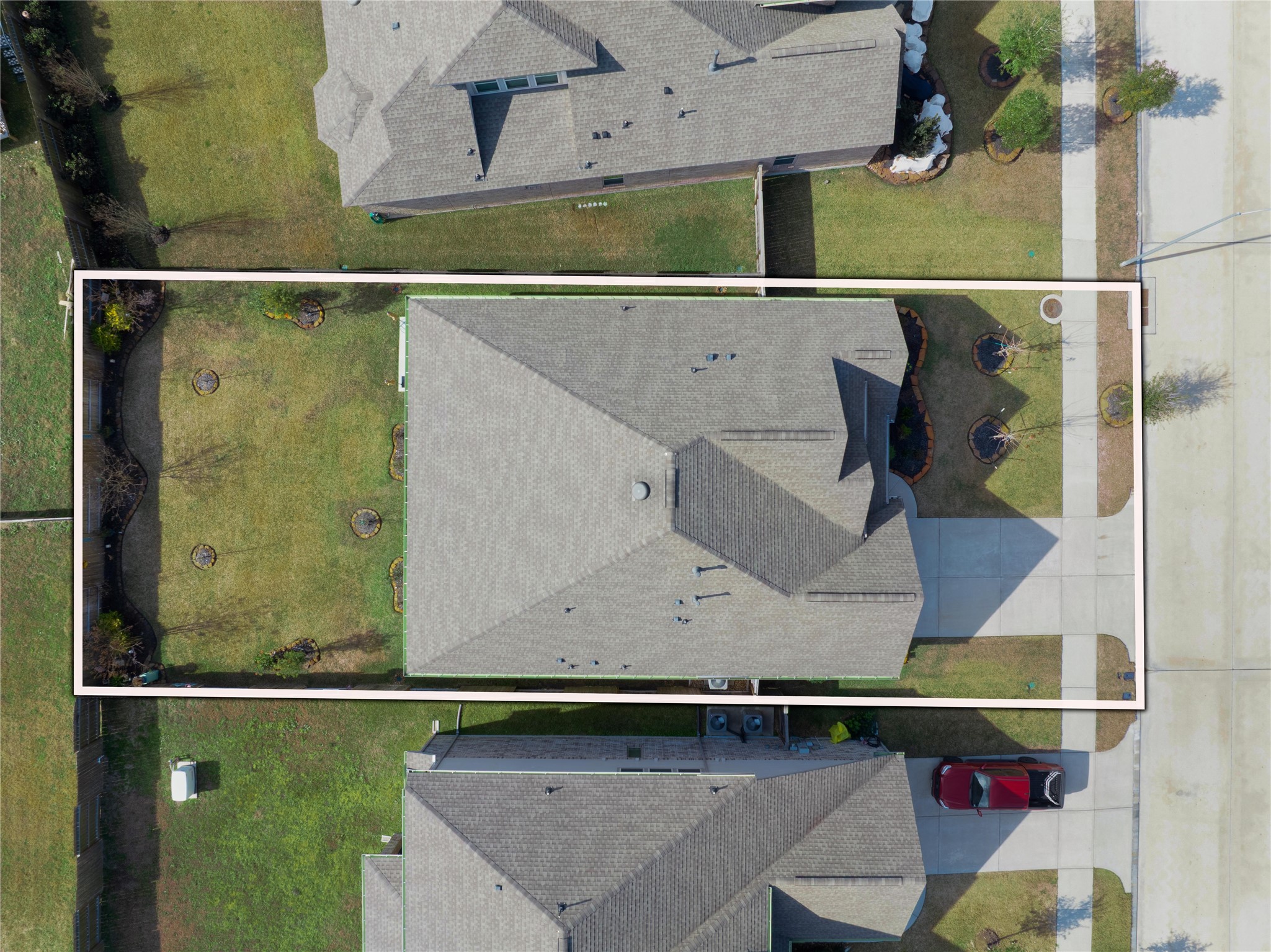 3422 Warwick River Trail Houston, TX 77365 - Photo 38 of 46 an aerial view of residential houses with outdoor space