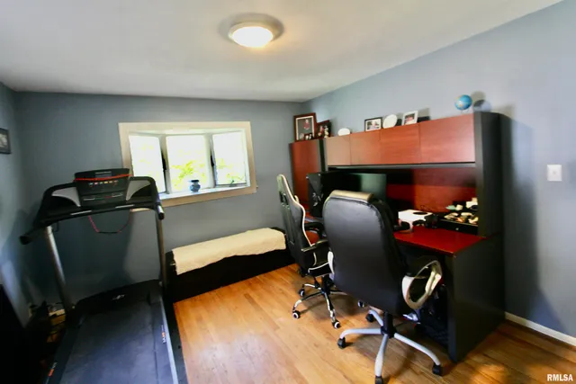 $259,950 | 300 Oakwood Circle, Washington, IL 61571