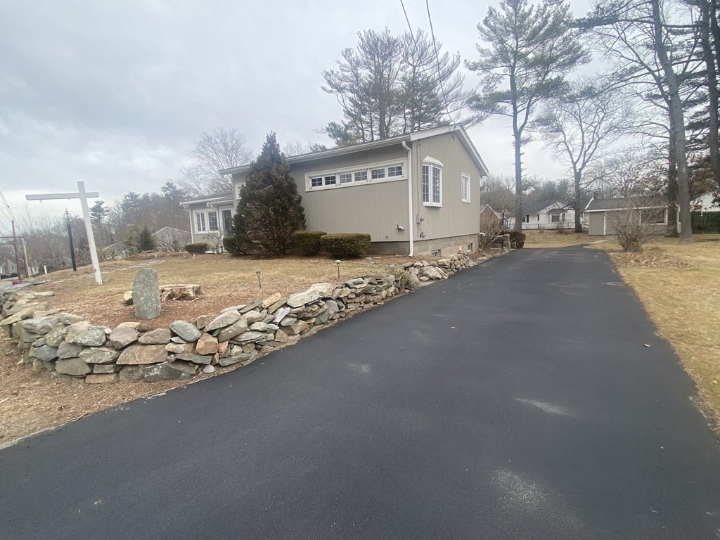 65 Century Road Weymouth, MA 02190 - Photo 4 of 25 Gallery Image 4