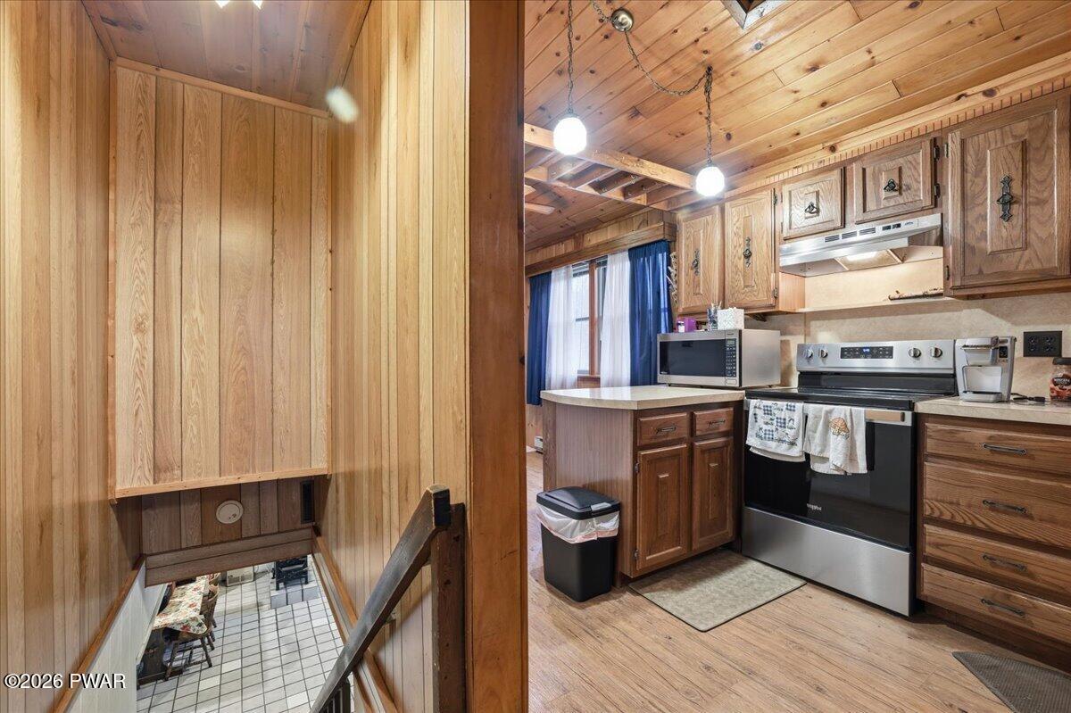 2374 Crest View Road Lake Ariel, PA 18436 - Photo 43 of 99