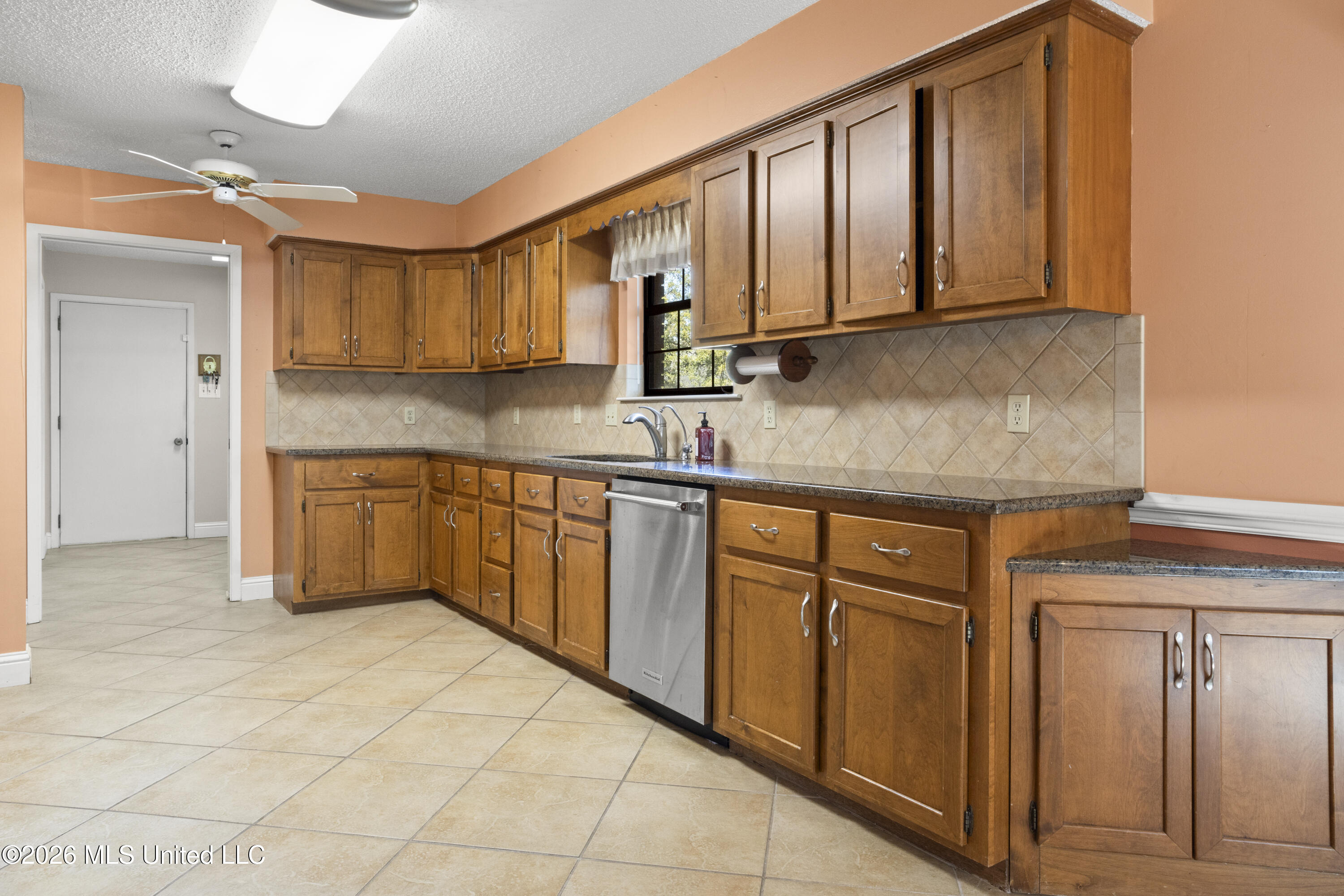 1034 Conley Circle Ocean Springs, MS 39564 - Photo 17 of 46 0017