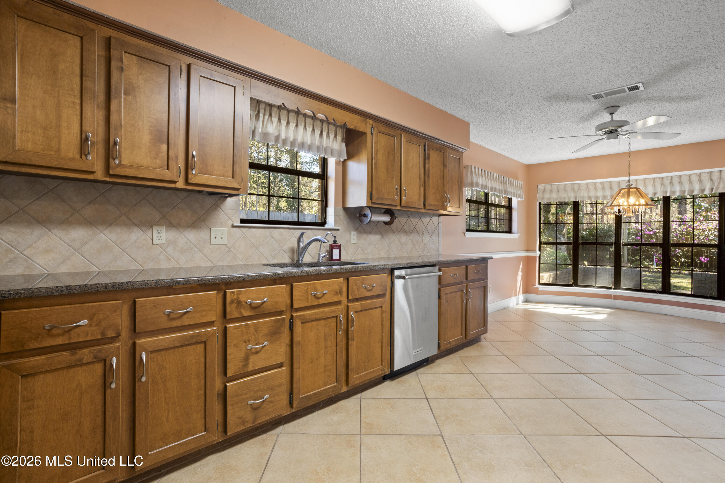 1034 Conley Circle Ocean Springs, MS 39564 - Photo 18 of 46 0018