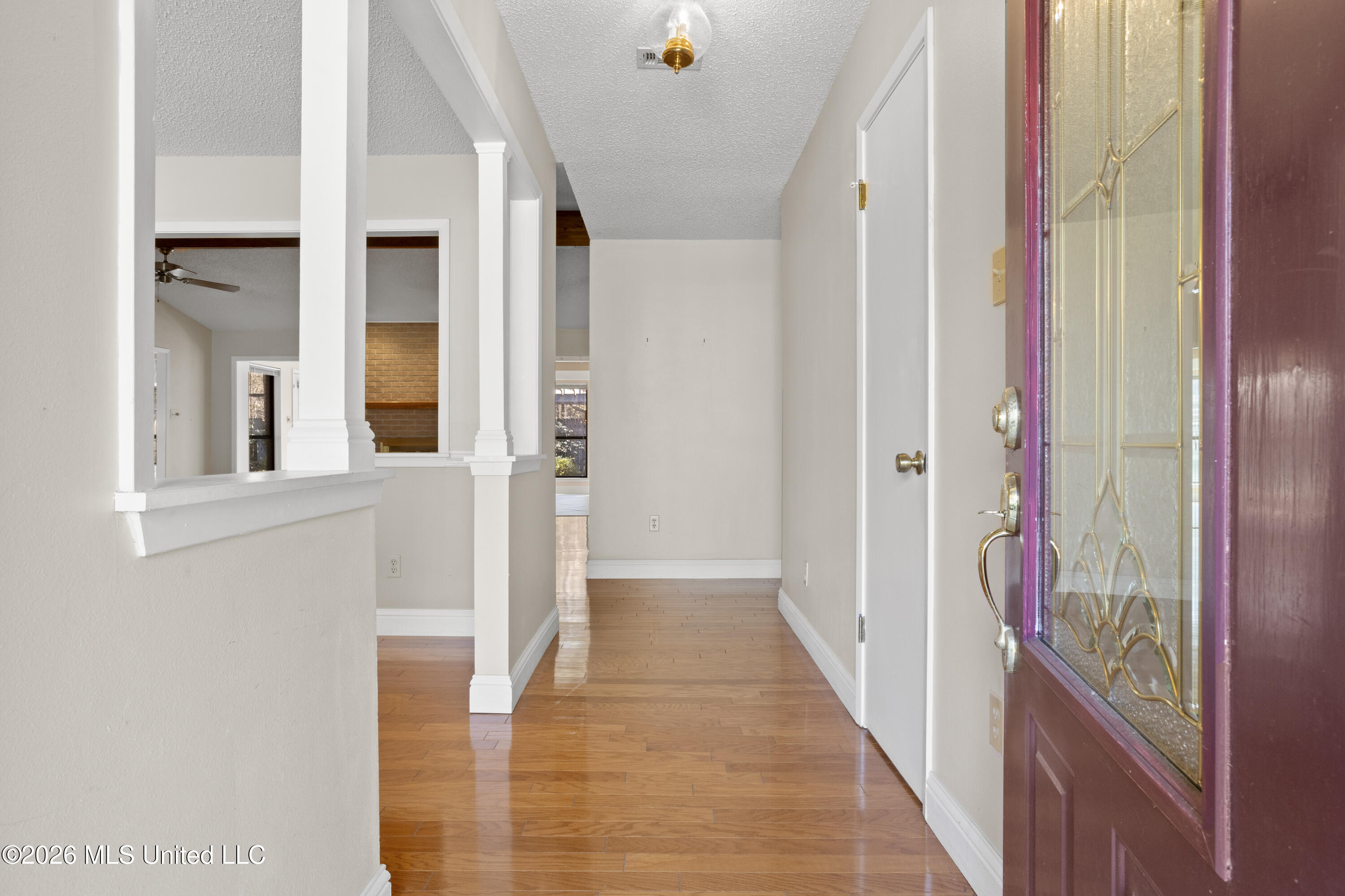 1034 Conley Circle Ocean Springs, MS 39564 - Photo 4 of 46 0004