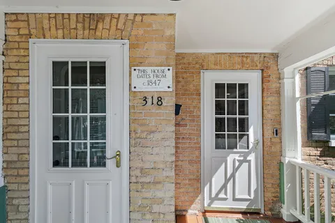 $525,000 | 318 Washington Street, Dundee, IL 60118