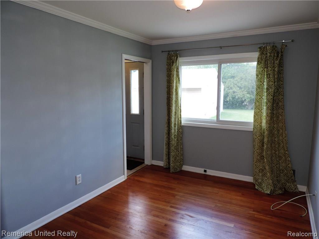 32020 Marblehead Road Farmington, MI 48336 - Photo 18 of 32 DSCN5379.JPG