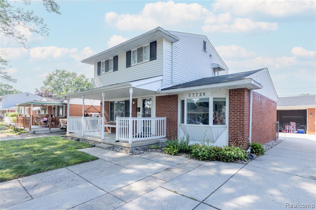 37726 Walnut Street Romulus, MI 48174 - Photo 2 of 20 Gallery Image 2