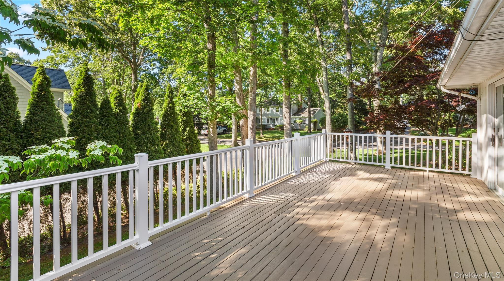 675 Dicks Point Road Cutchogue, NY 11935 - Photo 22 of 23