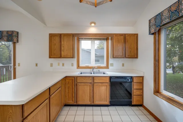 $479,900 | 850 North Perry Parkway, Oregon, WI 53575