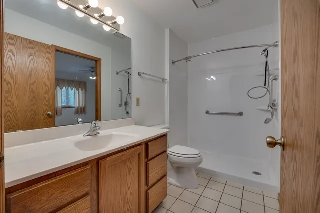 $479,900 | 850 North Perry Parkway, Oregon, WI 53575