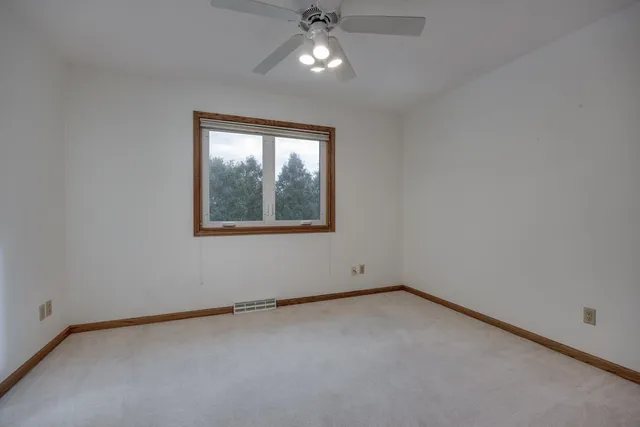 $479,900 | 850 North Perry Parkway, Oregon, WI 53575